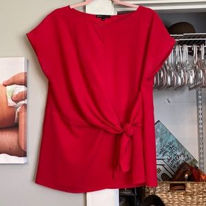 Side knot/cinch professional top